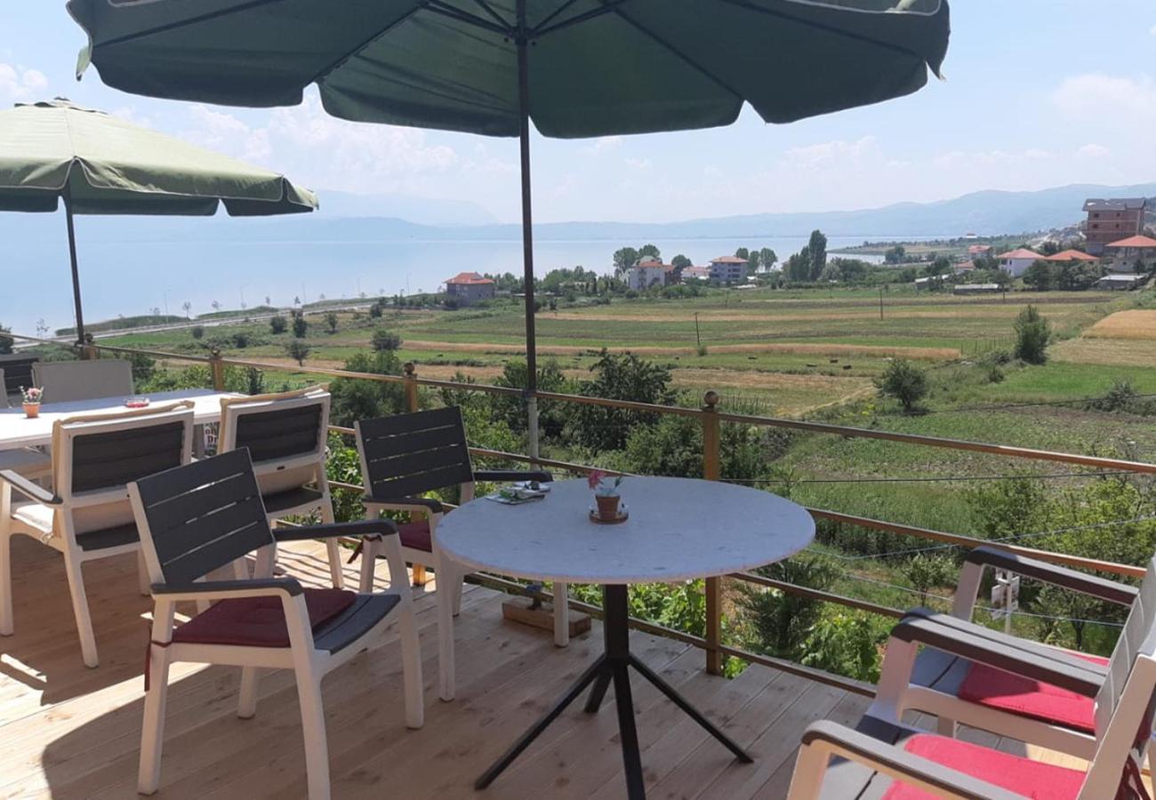 Hotel Villa Stone Dream Bar Restaurant Udenisht Exterior foto